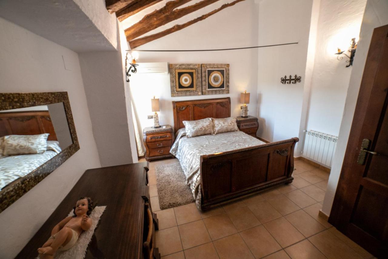 Cortijo El Segador Y El Capricho Villa Almedinilla ภายนอก รูปภาพ