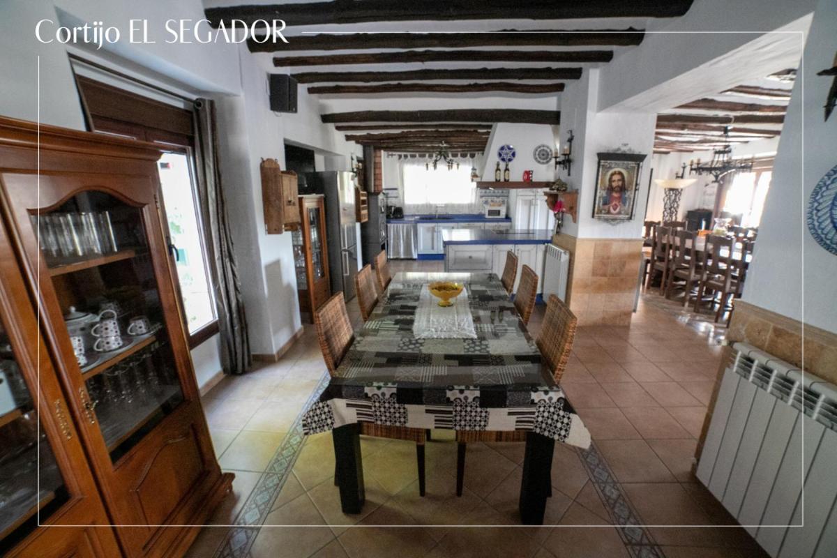 Cortijo El Segador Y El Capricho Villa Almedinilla ภายนอก รูปภาพ